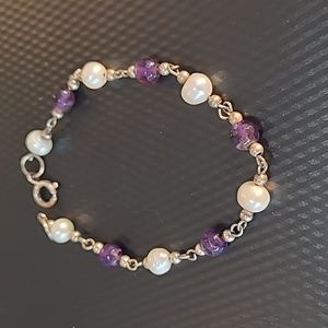 Pearl and bead silver bracelet